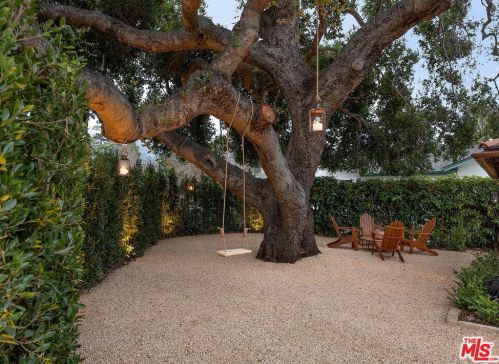 18 Calle Alamo, Santa Barbara CA  93105-2817 exterior