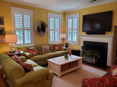 1742 Bee Balm Rd, Johns Island, SC 29455-7759
