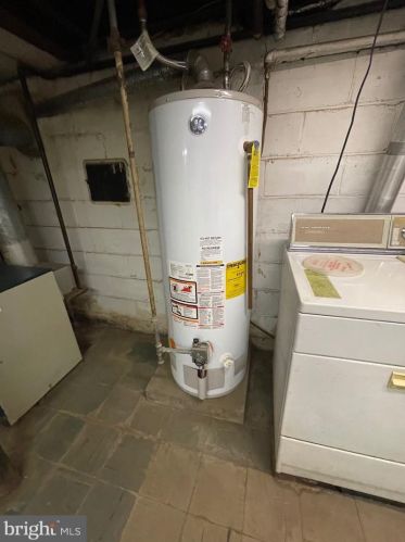 131 Marne Ave, Haddonfield NJ 08033-1443 exterior