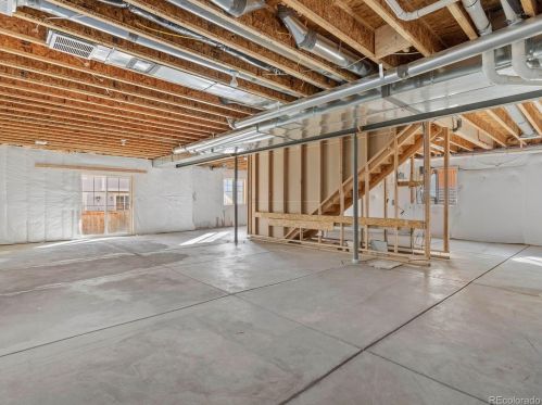 3129 Nepal Way, Aurora CO 80013-9083 exterior