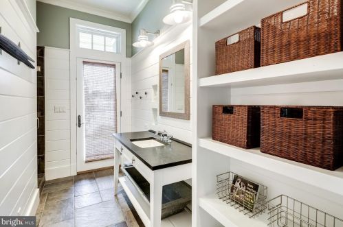 612 Cpe Mckinsey Dr, Severna Park MD 21146-4057 exterior