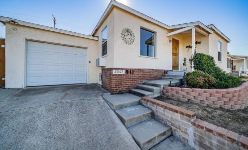 2067 Noble St, Lemon Grove, CA 91945-3744
