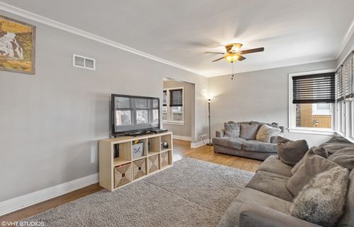 1632 East Ave, Forest View, IL 60402-1920
