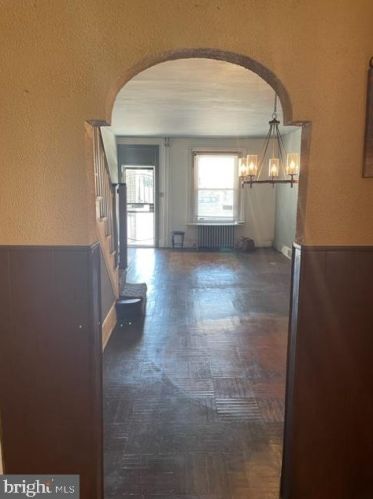 6321 Girard Ave, Philadelphia, PA 19151-4128