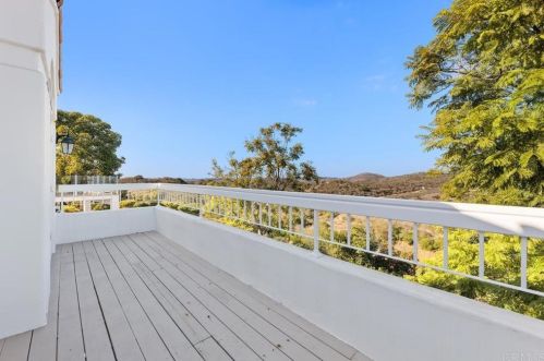 4120 Andros Way, Oceanside CA  92056-7401 exterior