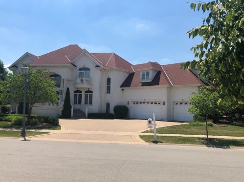 144 Los Lagos Dr, Hanover Park, IL 60108-3046