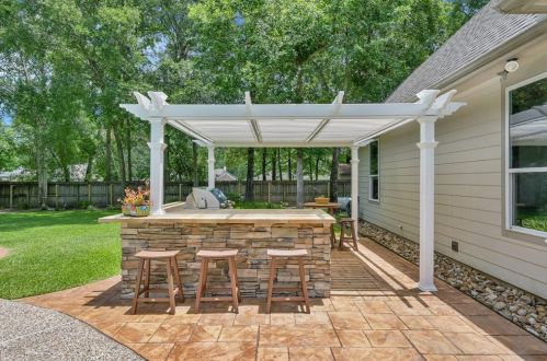 1612 Sweet Gum St, Conroe TX  77385-9530 exterior