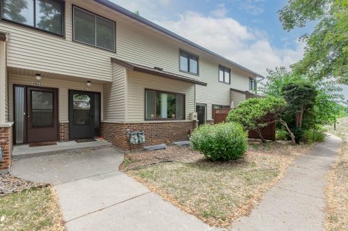 4062 Foss Rd, Minneapolis, MN 55421-4565