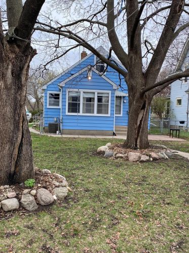 605 Griggs St, Saint Paul MN  55116-1652 exterior