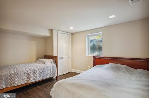 10130 Brookmoor Dr, Silver Spring MD 20901-2712 exterior