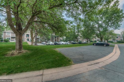760 County Road F, Saint Paul MN  55126-2929 exterior