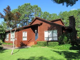 105 Edmonds Rd, Arapahoe, NC 28510-9512
