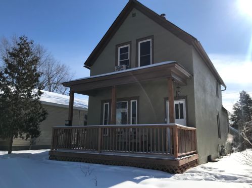 900 Case Ave, Saint Paul MN  55106-3806 exterior