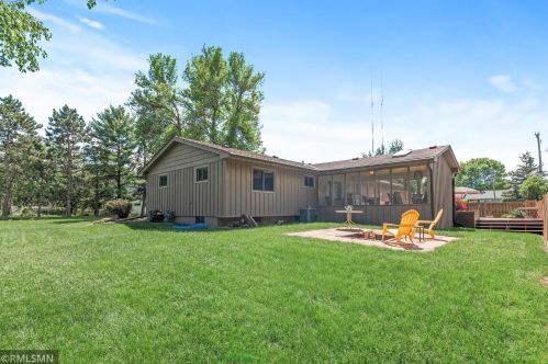 789 Heather Dr, Saint Paul MN  55126-3117 exterior