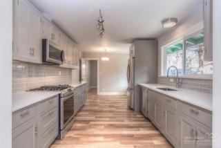 1912 6 St, Bend OR  97701-4904 exterior