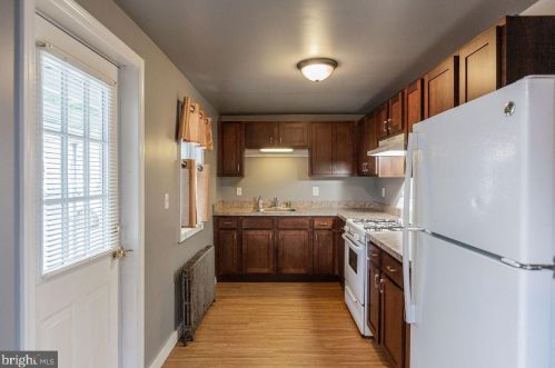 121 Vine St, Lancaster PA  17602-3517 exterior