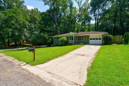 1052 Seville Dr, Clarkston, GA 30021-1053