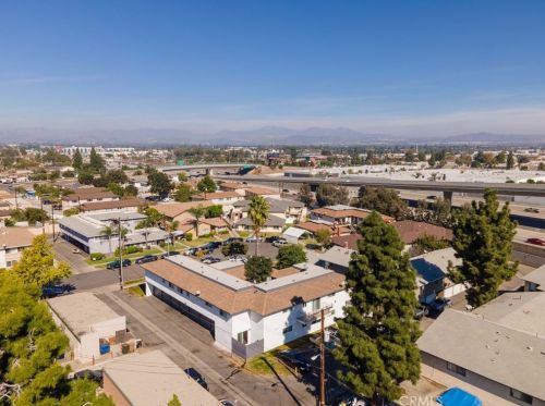 2650 Park Ln, Anaheim CA  92806-1728 exterior