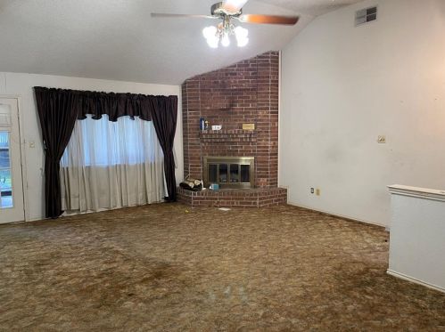10220 Lone Pine Ln, Fort Worth TX  76108-3914 exterior