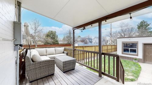 993 Emerson St, Denver CO  80218-2715 exterior