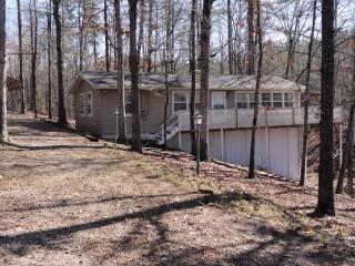 850 Yellow Creek Ln, Counce, TN 38326-3840