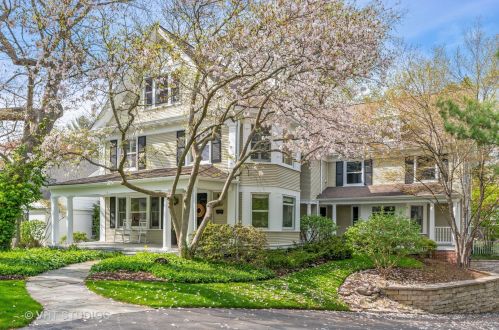 657 Spruce St, Northfield, IL 60093-2328