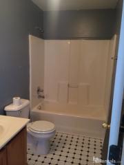 304 Country Gardens Dr, Fountain Inn SC  29644-3502 exterior