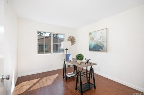 126 Hedge Bloom, Irvine CA  92618-1517 exterior
