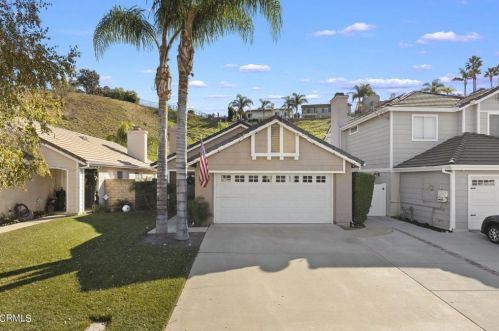 3072 Lamplighter St, Simi Valley CA  93065-5287 exterior