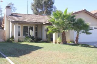 421 Elkhorn Ln, Escondido, CA 92026-1343