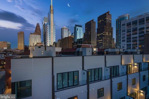 123 23 St, Philadelphia PA 19121-1329 exterior