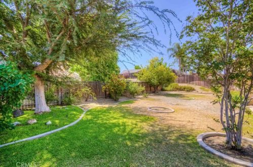 9214 Middlefield Dr, Riverside CA  92508-6261 exterior