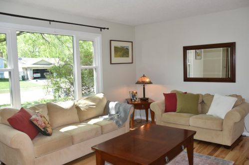 15737 Hayes Trail Ct, Saint Paul MN  55124-7143 exterior