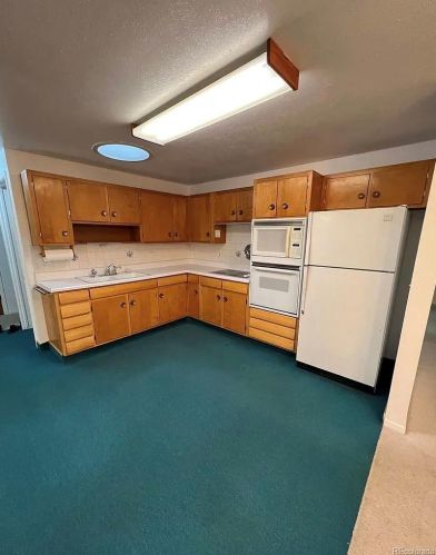 4165 Moorhead Ave, Boulder, CO 80305-5512