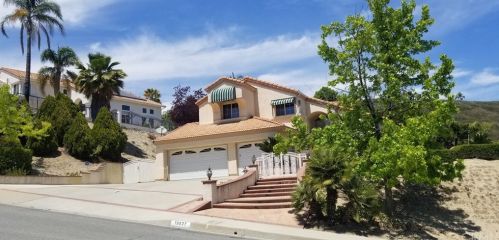 19837 Sunset Vista Rd, Walnut, CA 91789-5329