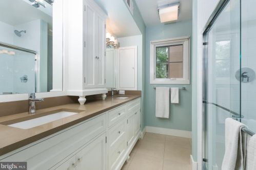 9 Lytle St, Princeton NJ 08542-3116 exterior