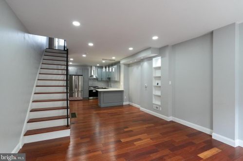 1021 Ellsworth St, Philadelphia PA  19147-4637 exterior