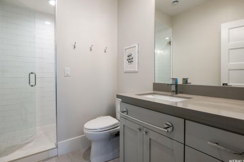 406 Rdg Ln, Alpine UT exterior