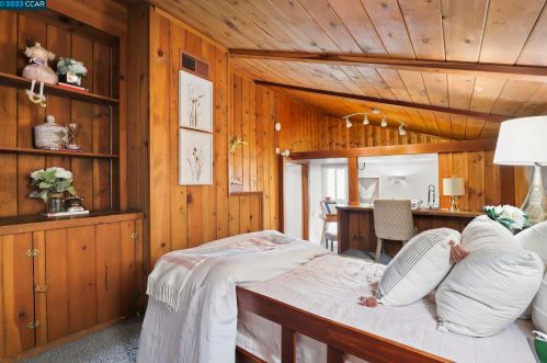 445 Ridgeview Dr, Concord CA  94523-1027 exterior