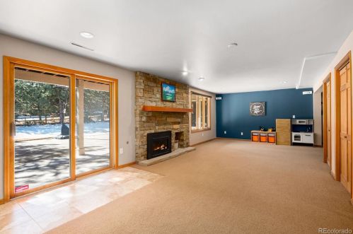 6068 Clinton Ct, Englewood CO 80111-5217 exterior