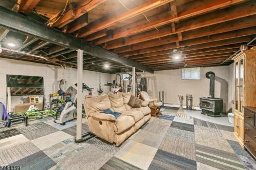 62 2nd Ave, Dover NJ  07803-2914 exterior