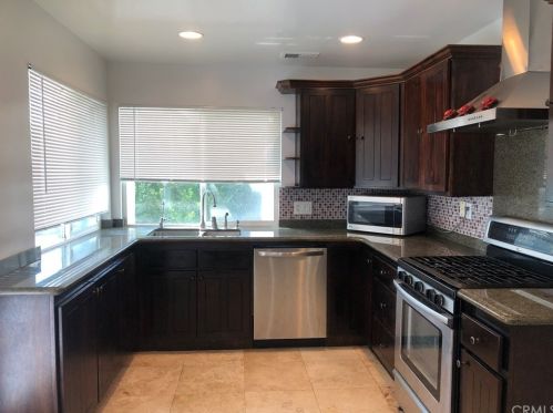 14941 Mayten Ave, Irvine CA  92606-2653 exterior