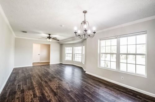 1008 Collins Rd, Richmond TX 77469-2745 exterior