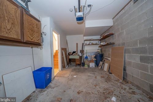 520 Lombard St, Philadelphia PA  19147-1402 exterior