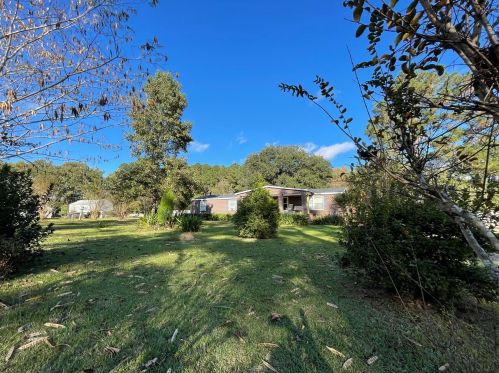 838 Highway 61, Ridgeville, SC 29472-6420