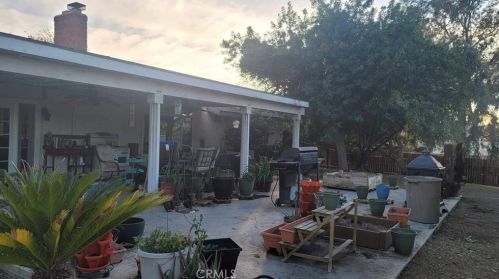 20516 Avenida Hacienda, Riverside CA  92508-2441 exterior