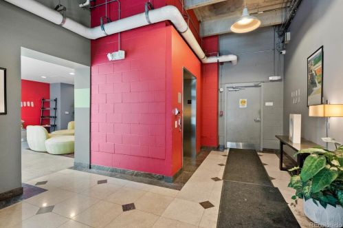 3100 Huron St, Denver CO 80202-1082 exterior