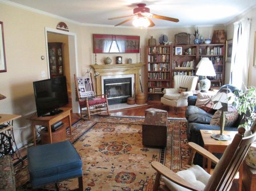 10 Knoll Ave, Keene, NH 03431-1838