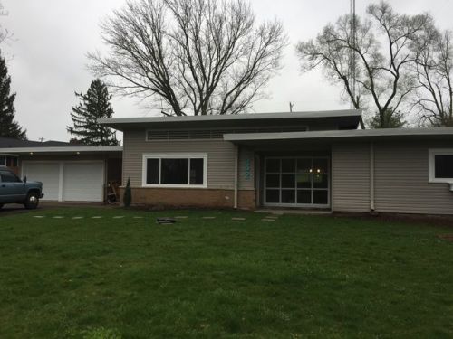 332 Meadow Ln, Springfield OH  45505-1657 exterior