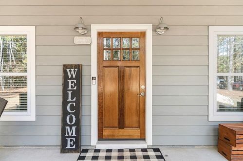 180 Preservation Dr, Jackson, GA 30233-2929